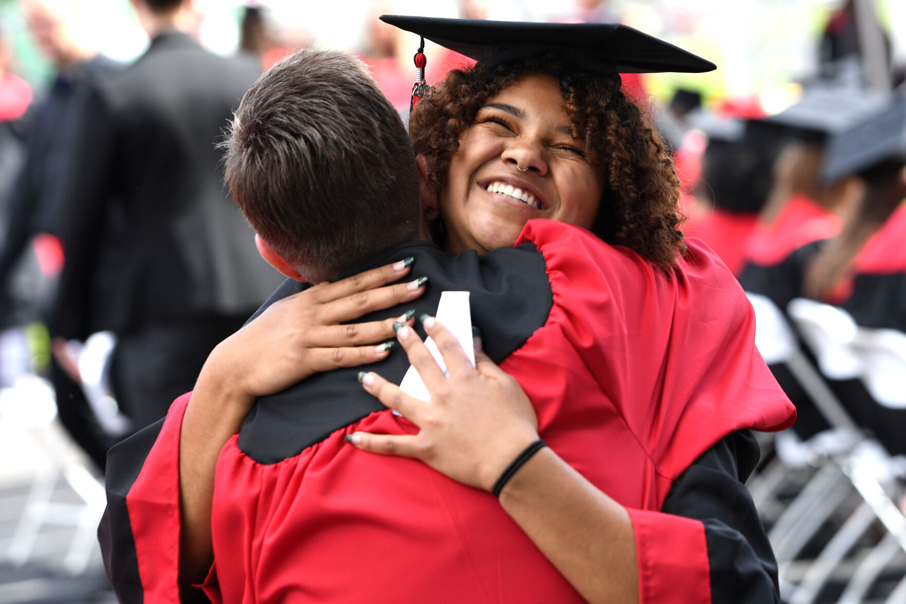 RA Long, Mark Morris Senior Recognized for Resilience During COVID at Commencement